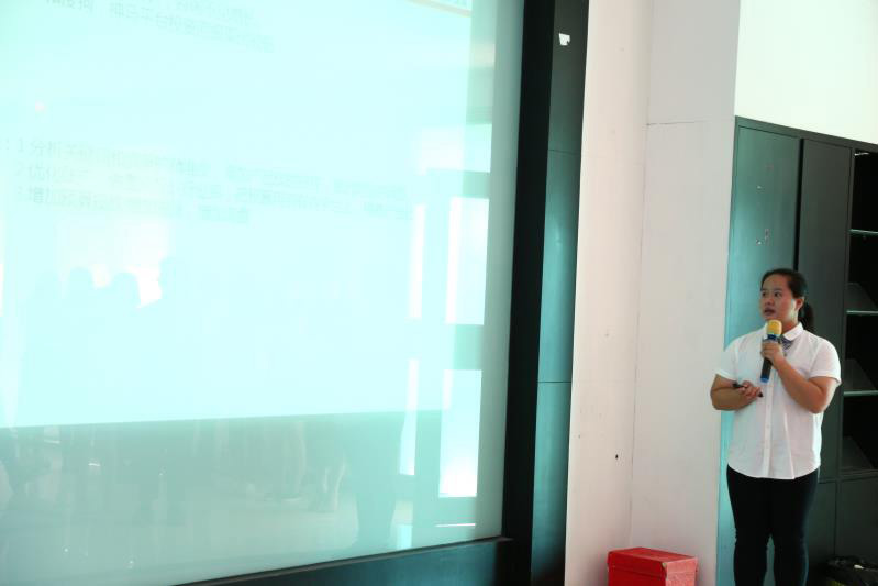 推廣部鄭主管作5月份報(bào)告 推廣部鄭主管作5月份報(bào)告